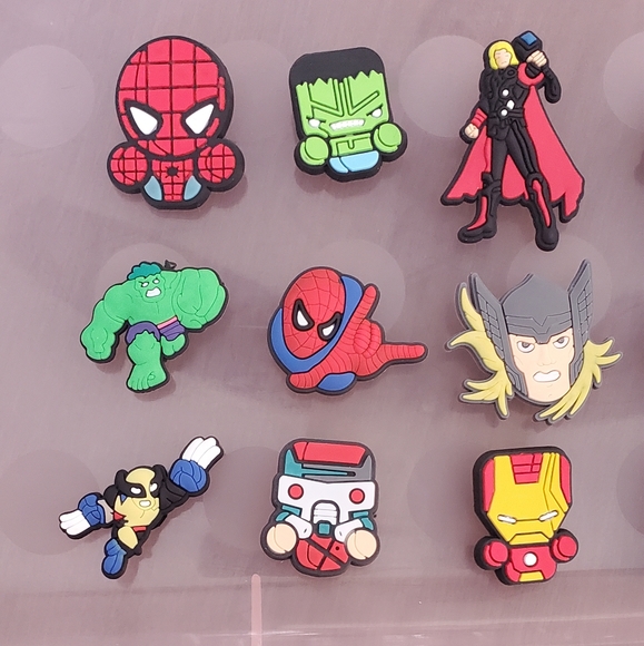 crocs charms marvel